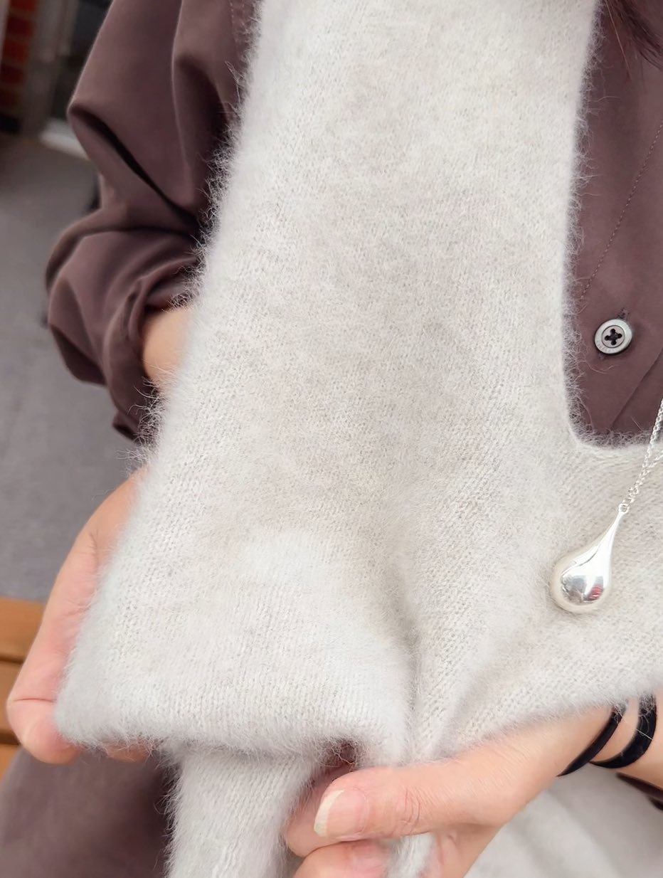 星星家羊毛狐狸V領背心