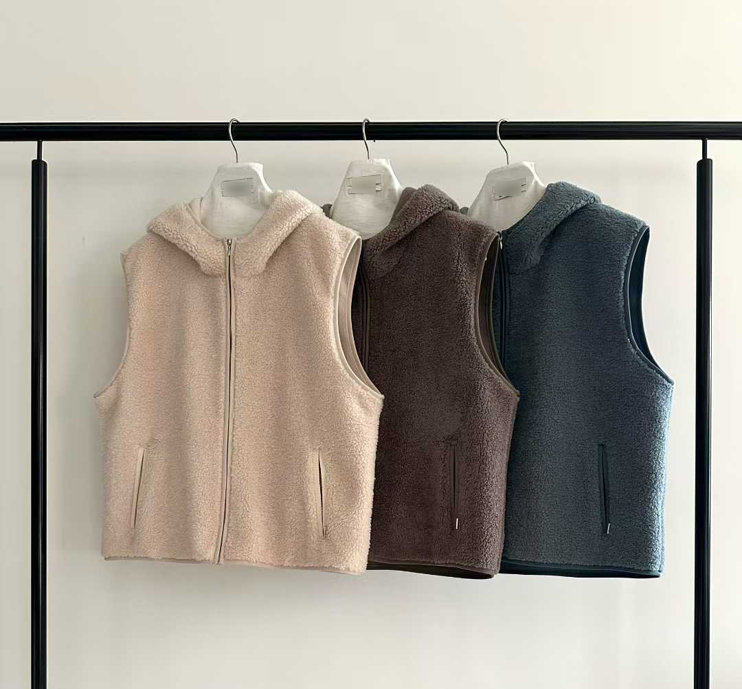 溫暖泰迪熊毛毛連帽背心外套