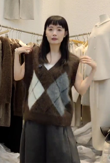 B32.星星家100%羊毛雙格造型背心