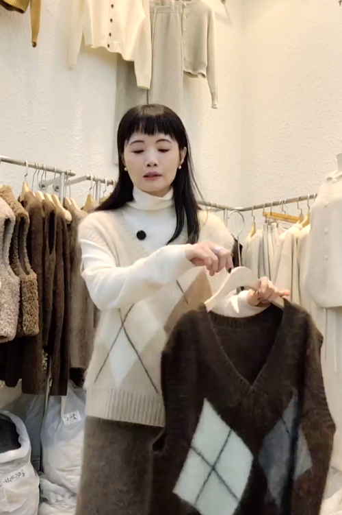 B32.星星家100%羊毛雙格造型背心