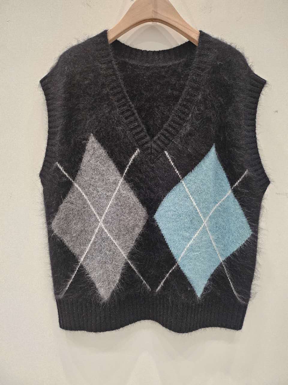 B32.星星家100%羊毛雙格造型背心