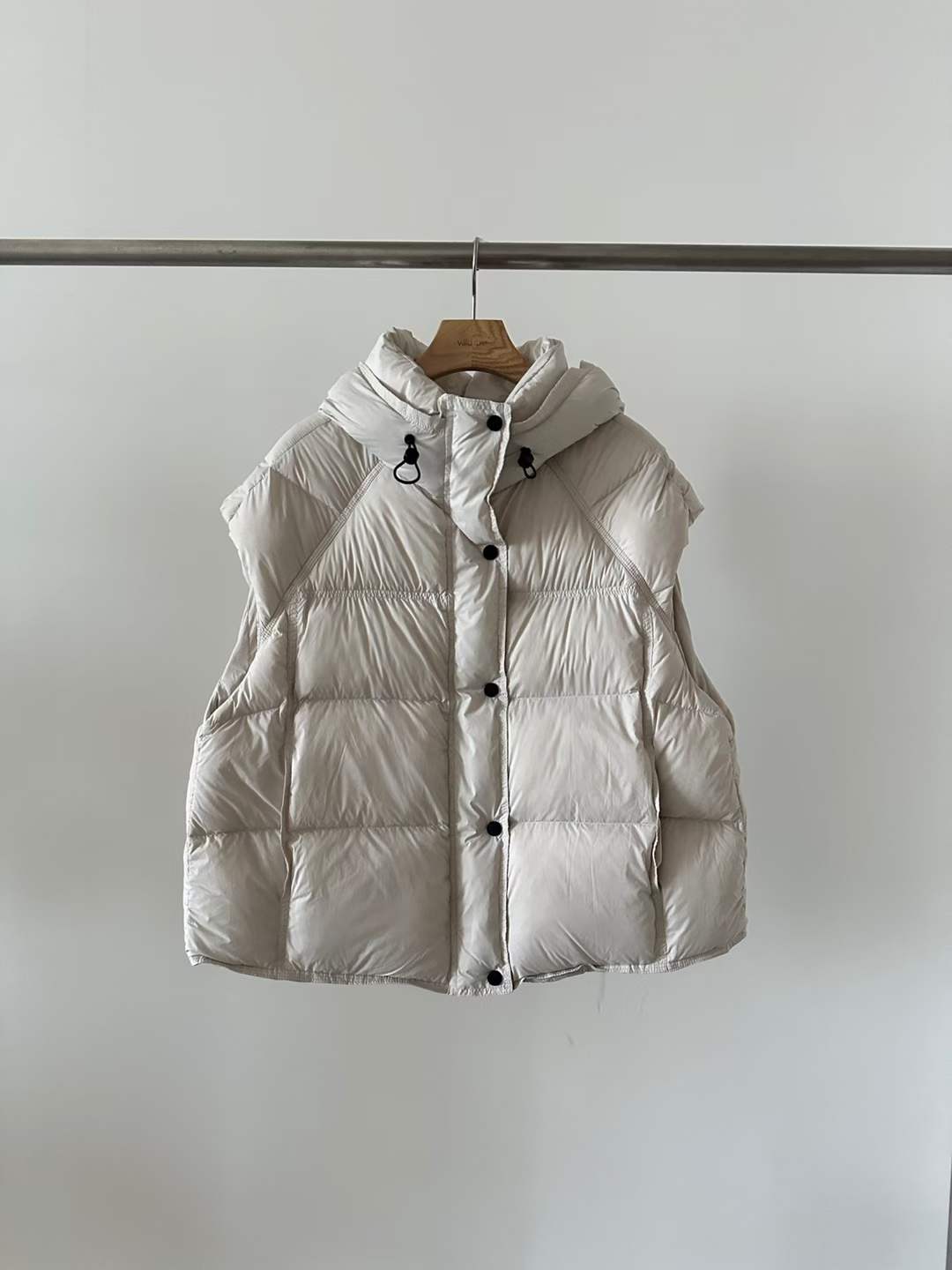 C36.日常顯瘦包肩連帽鴨絨背心