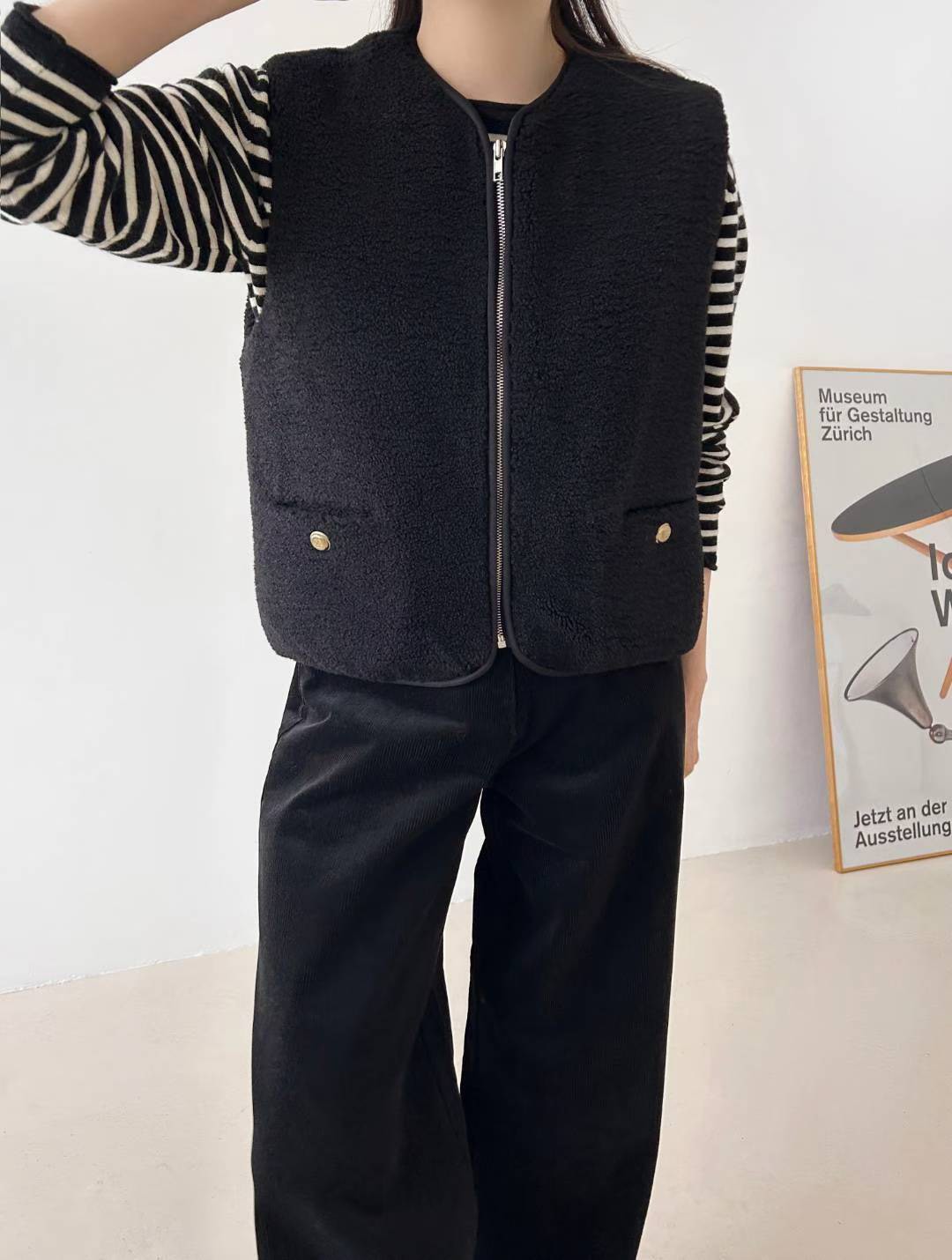 C27.QQ毛雙口袋拉鍊百搭背心
