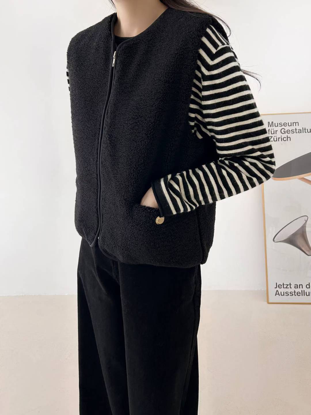 C27.QQ毛雙口袋拉鍊百搭背心