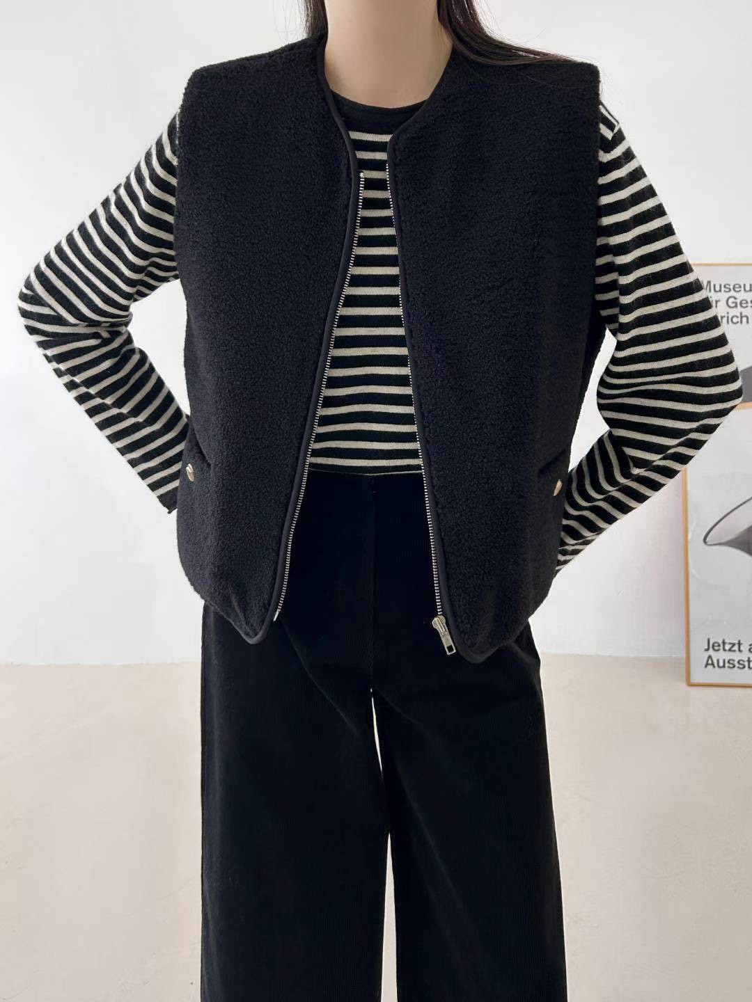 C27.QQ毛雙口袋拉鍊百搭背心