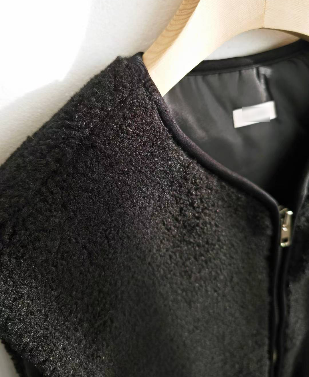 C27.QQ毛雙口袋拉鍊百搭背心