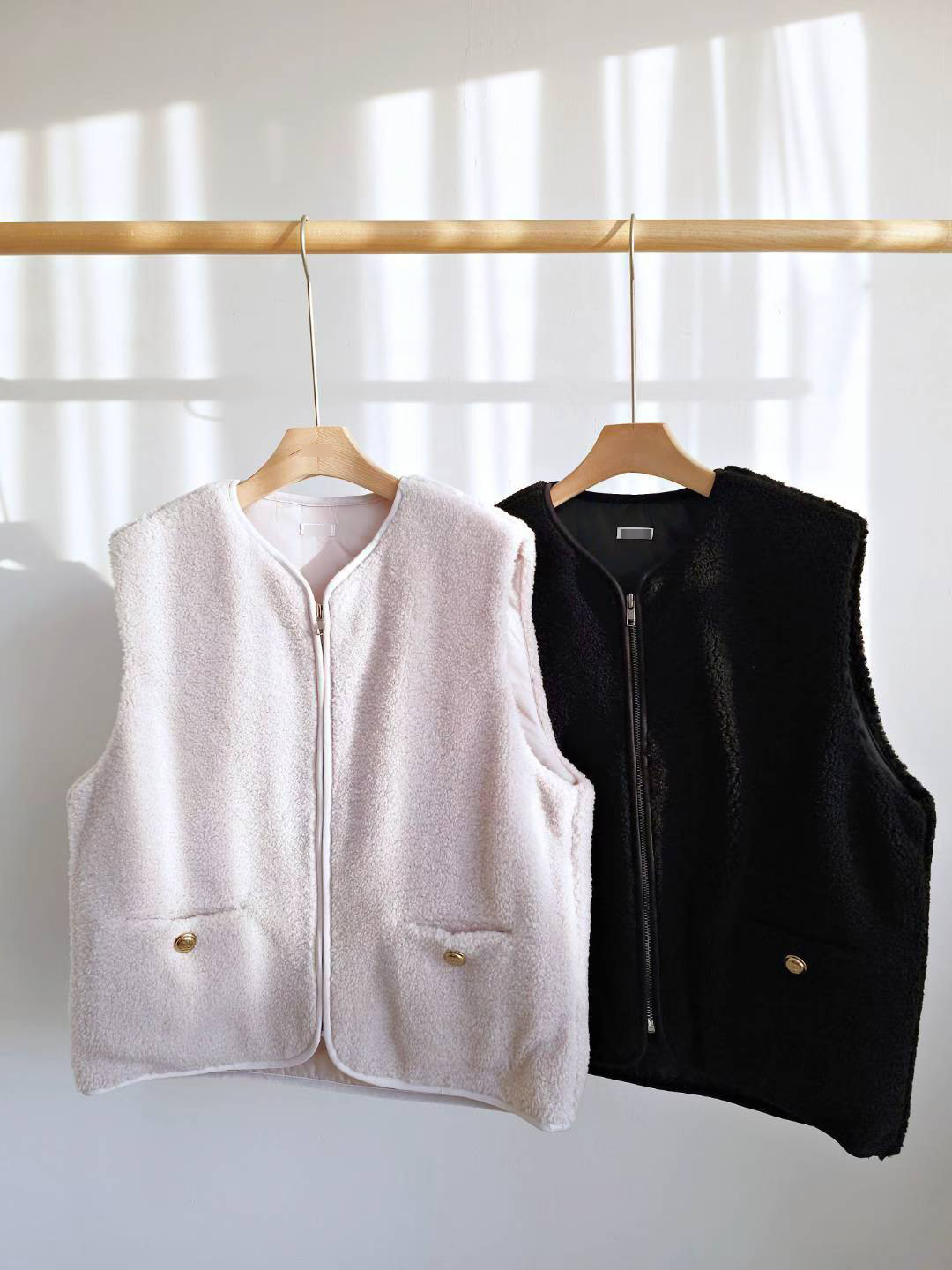 C27.QQ毛雙口袋拉鍊百搭背心