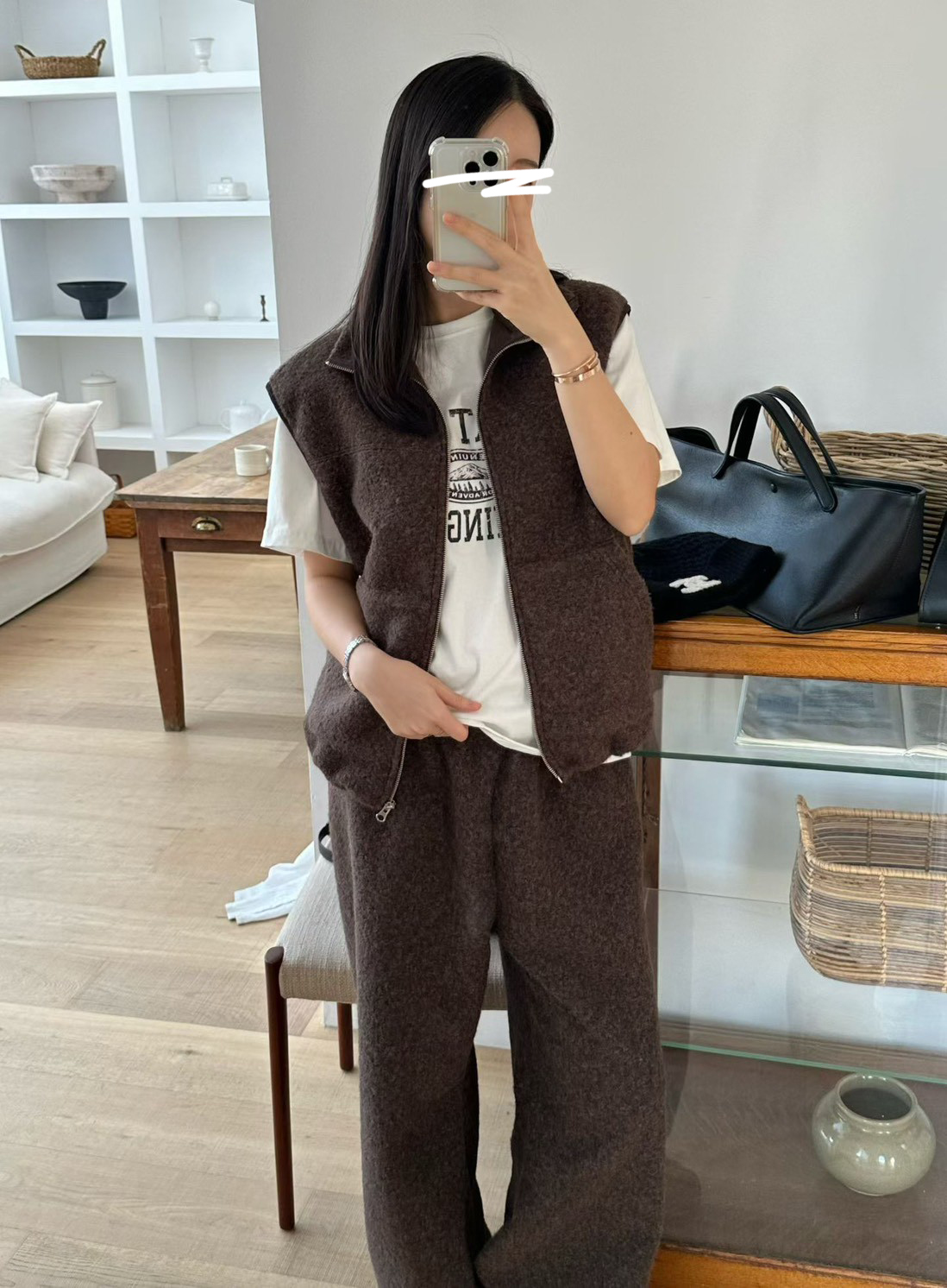 A41.俐落女孩拉鍊背心外套