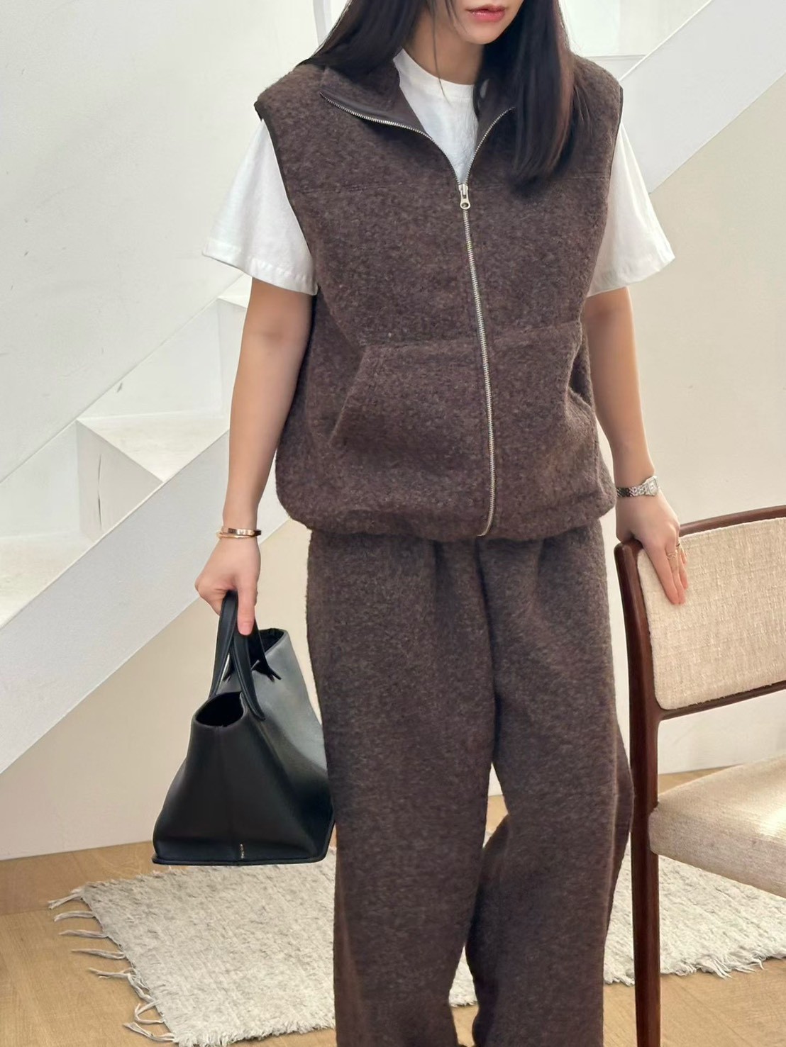 A41.俐落女孩拉鍊背心外套