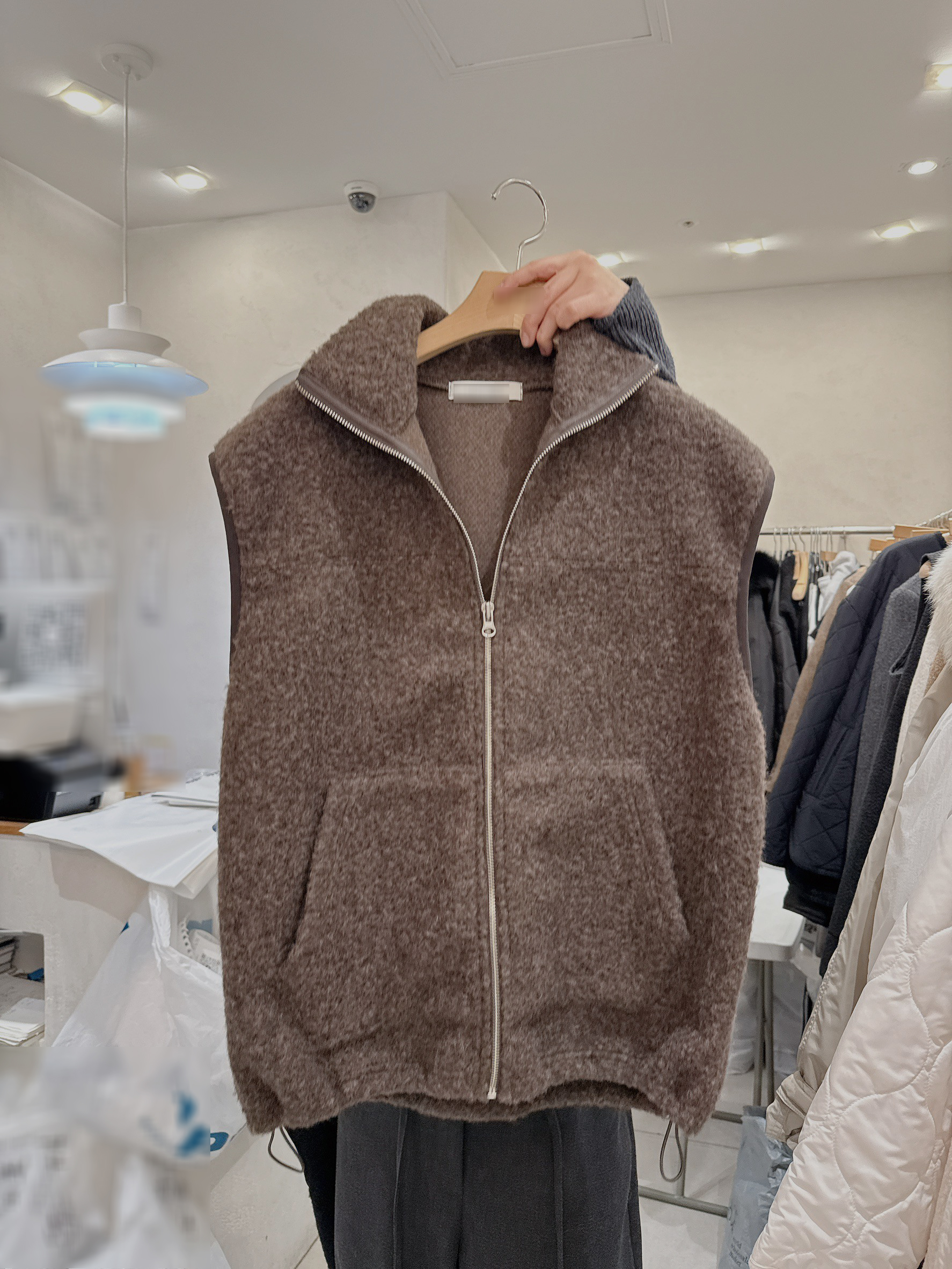 A41.俐落女孩拉鍊背心外套