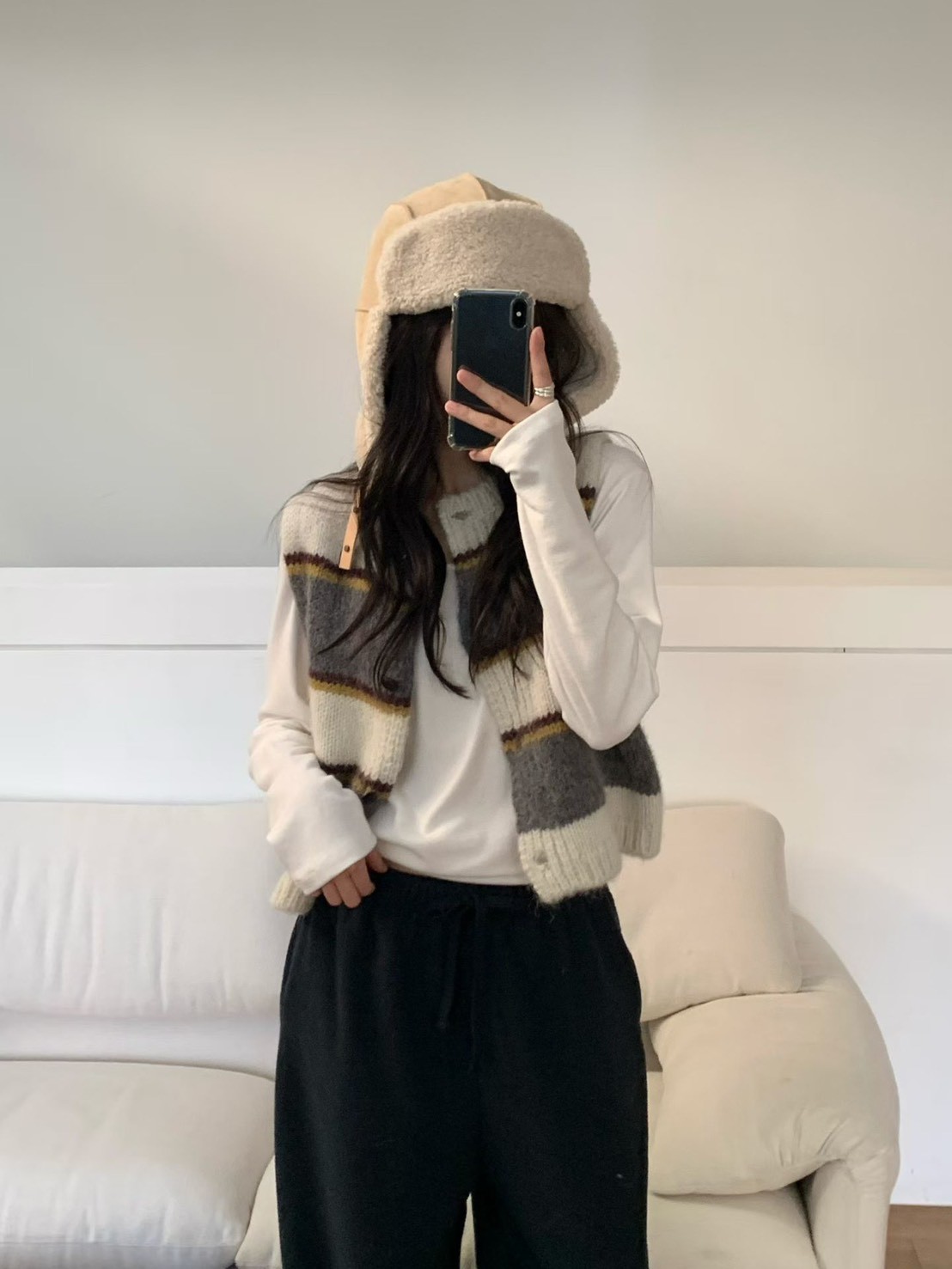 A04.小V家彩色條紋羊毛背心