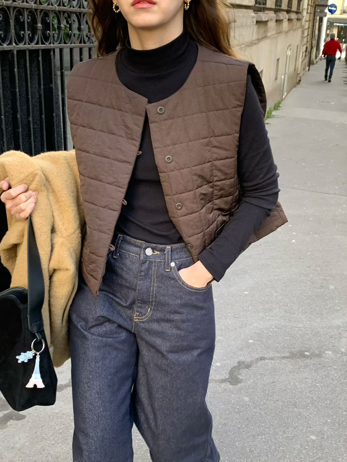 A72.輕巧女孩格子鬆餅背心