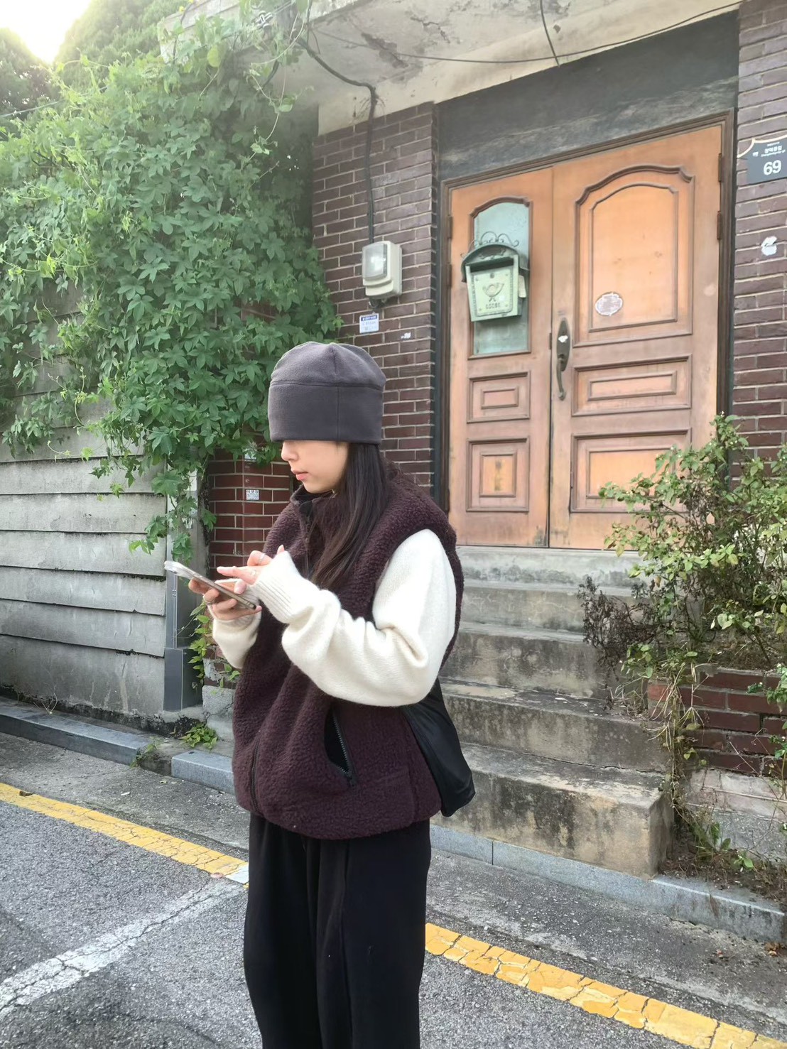 B18.小包肩立領毛毛背心外套