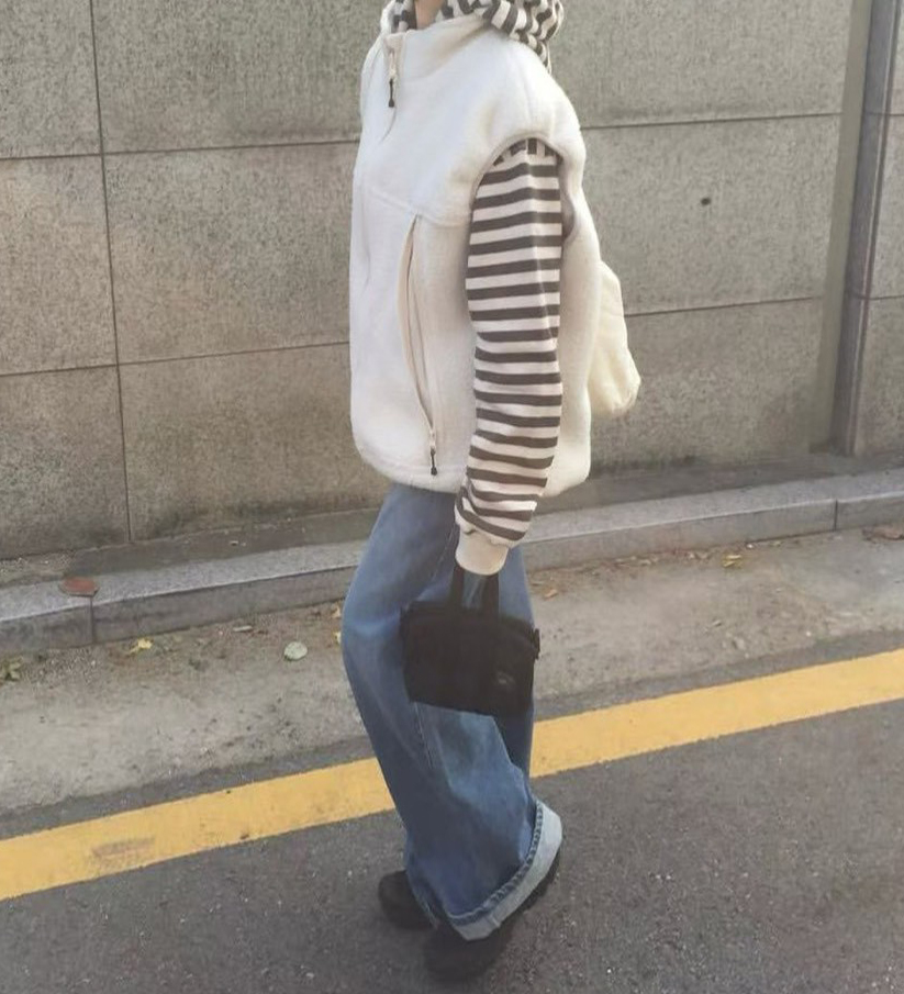 B18.小包肩立領毛毛背心外套