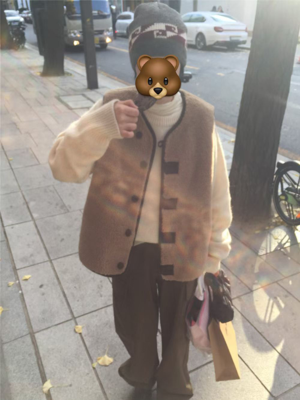 B20.兩面穿排釦羊羔毛背心外套