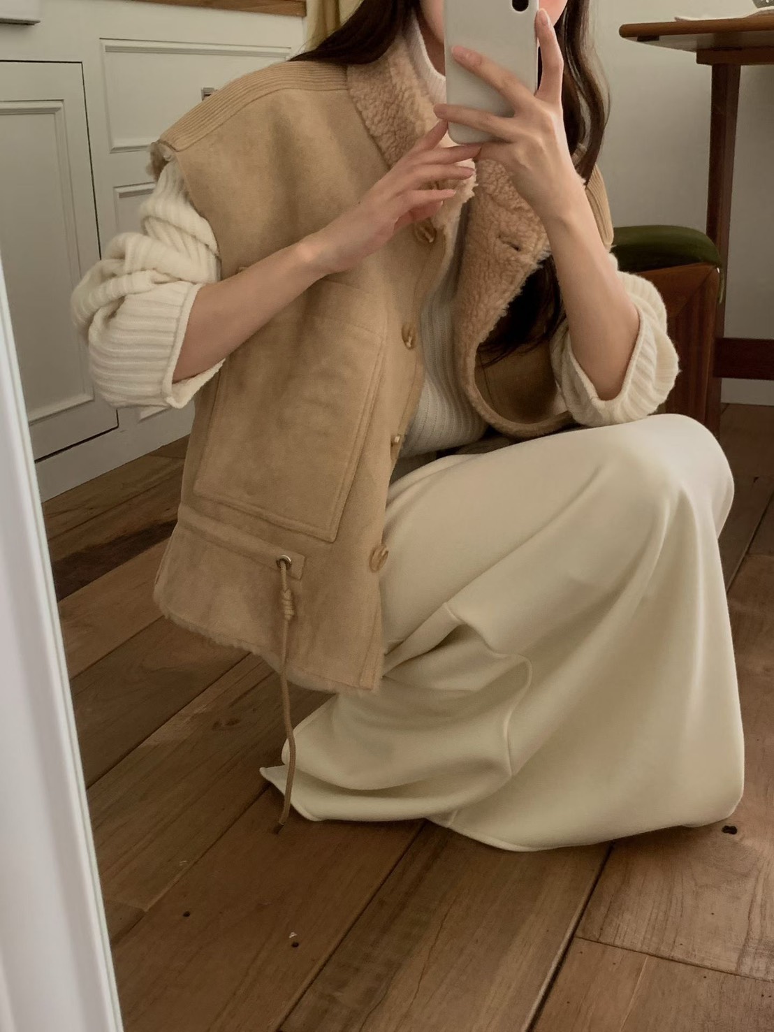 B60.正反2WAY羊羔毛包肩大口袋背心