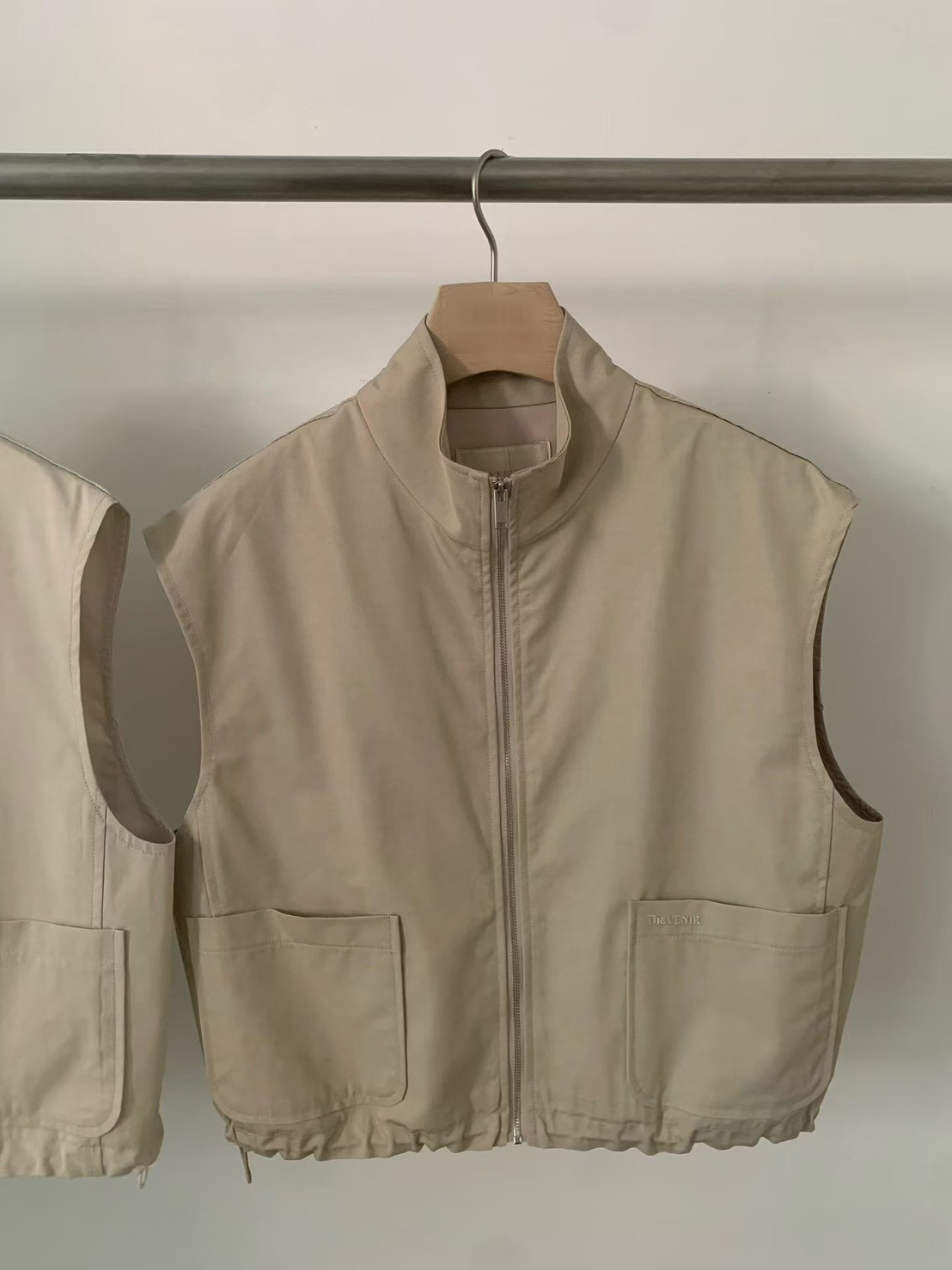 B61.時尚好搭立領包肩口袋背心