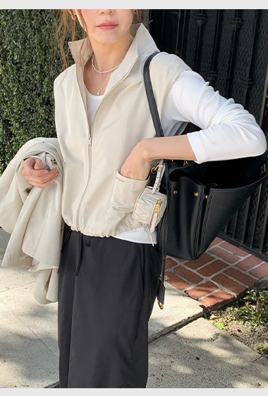 B61.時尚好搭立領包肩口袋背心