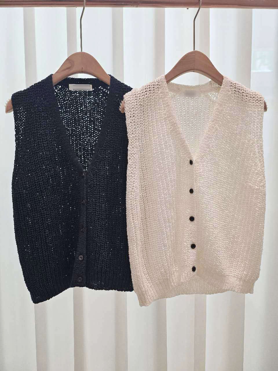 A85.星星家春分V領背心罩衫