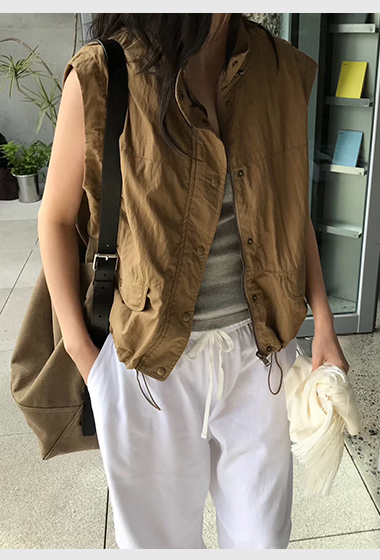 B96.小V家工裝口袋夾克背心