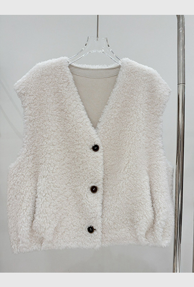 A56.奶霜100%羊毛QQ毛背心