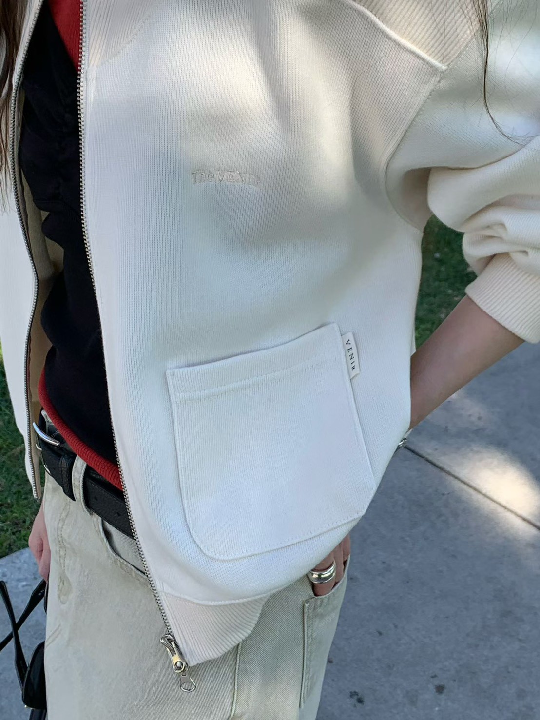 B65.出遊亮彩自信棒球外套