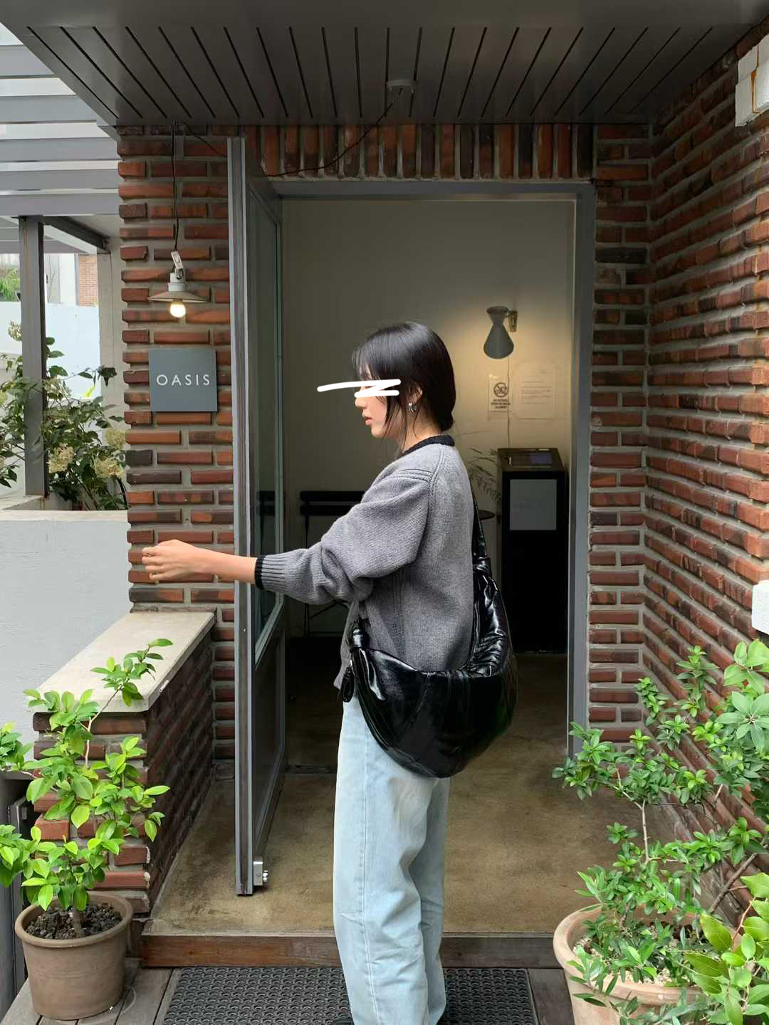 B43.清爽家造型拼色滾邊CASHMERE拉鍊外套