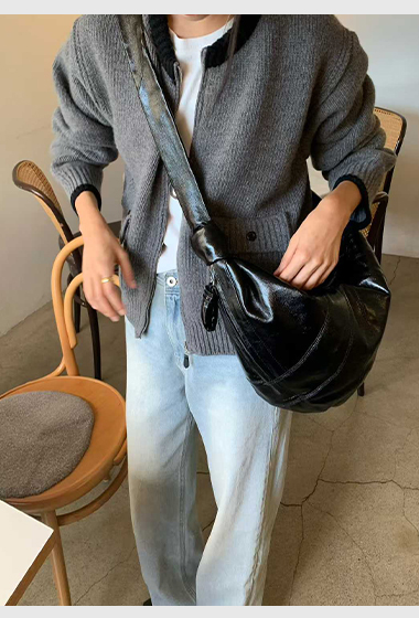 B43.清爽家造型拼色滾邊CASHMERE拉鍊外套