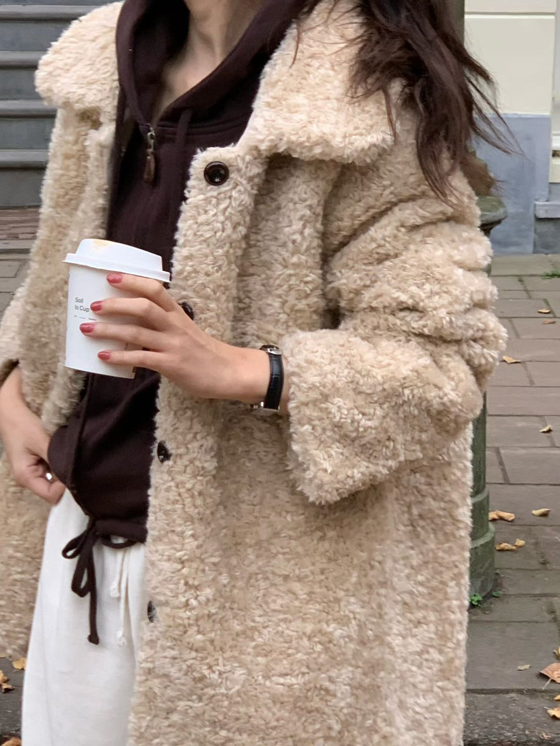 A10.小V家甜美翻領QQ毛中長外套