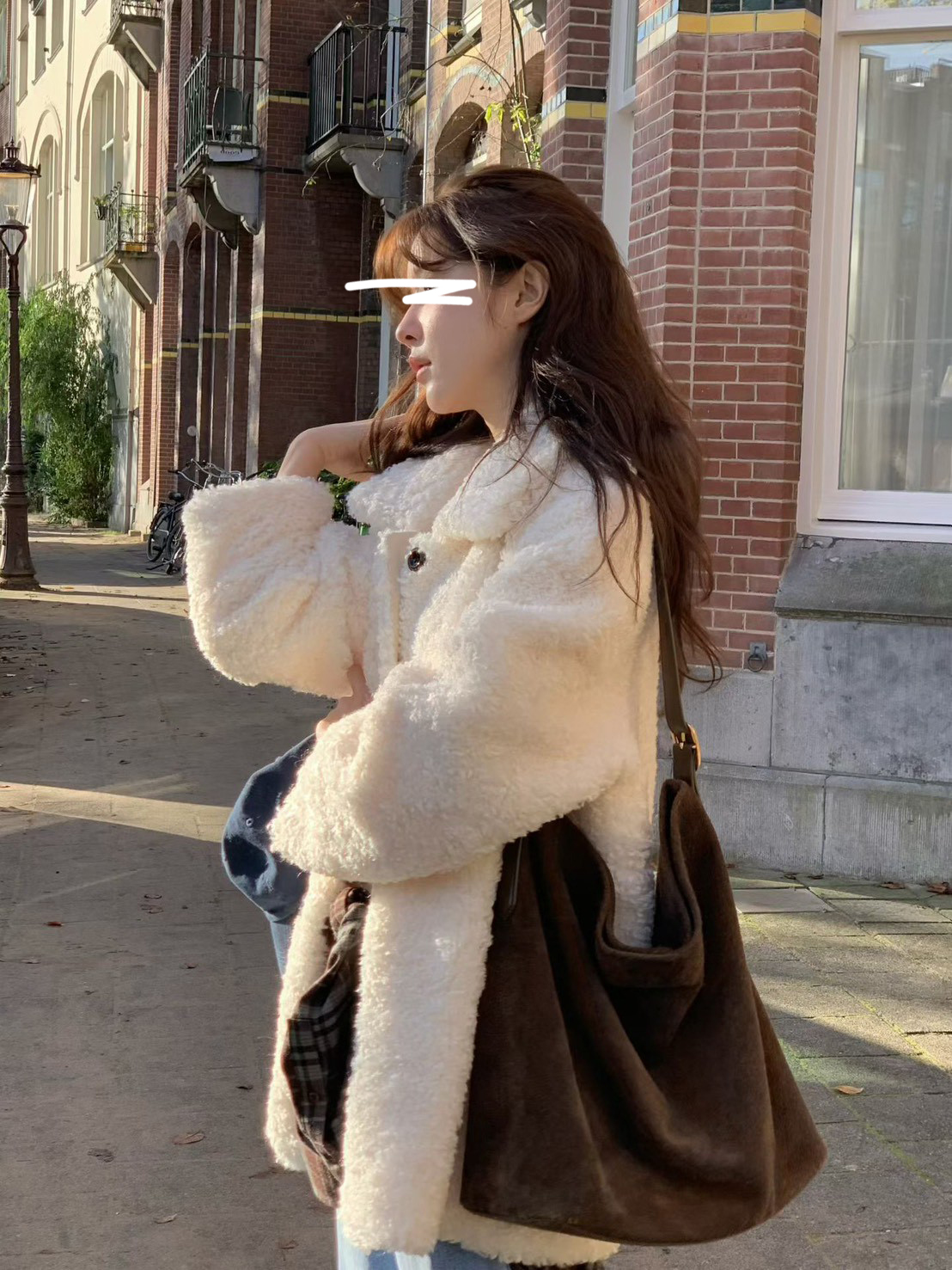 A10.小V家甜美翻領QQ毛中長外套