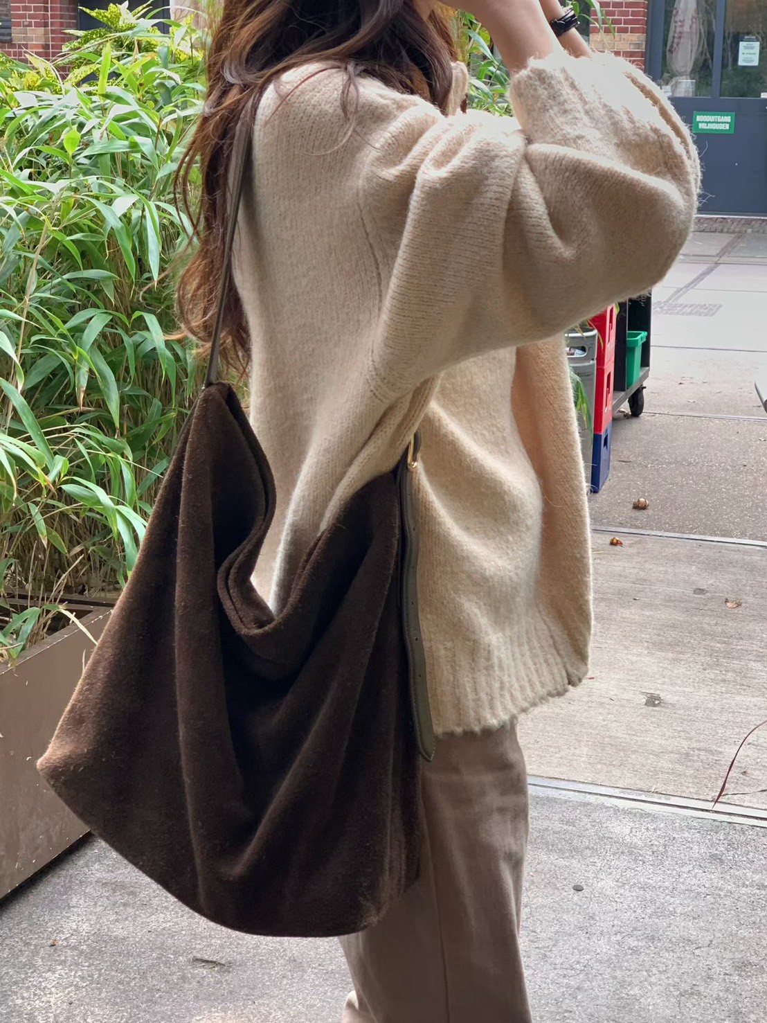 A08.小V家羊毛混紡立領拉鍊外套