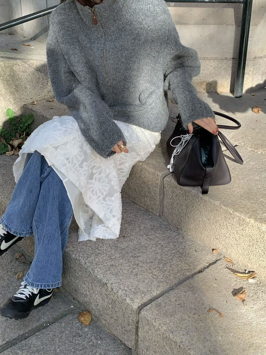 A08.小V家羊毛混紡立領拉鍊外套