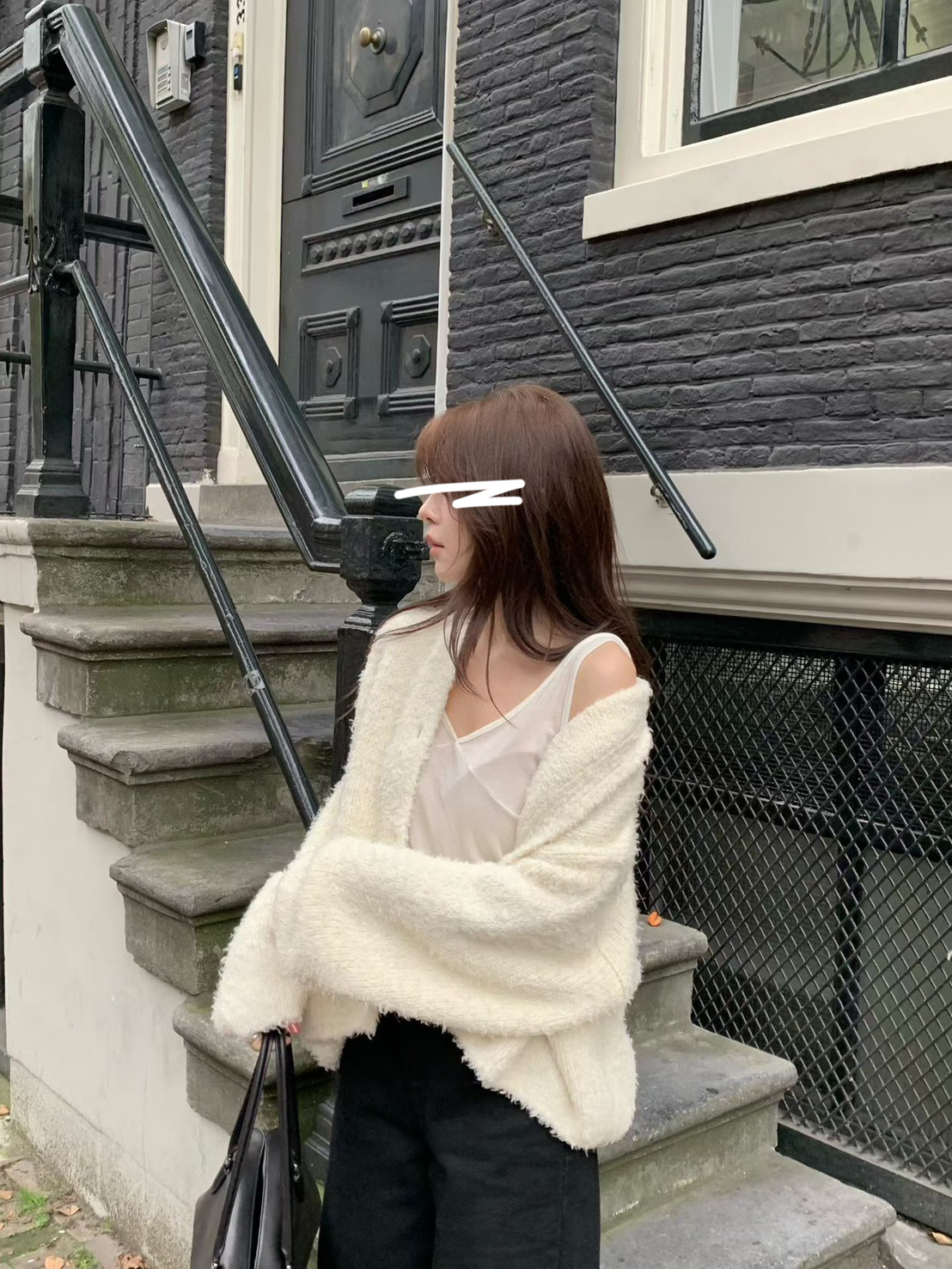 A18.小V家柔美圓領駝羊毛毛衣外套