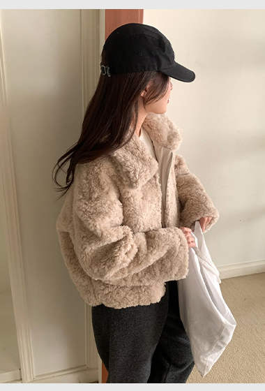 A22.大翻領泰迪熊毛毛外套