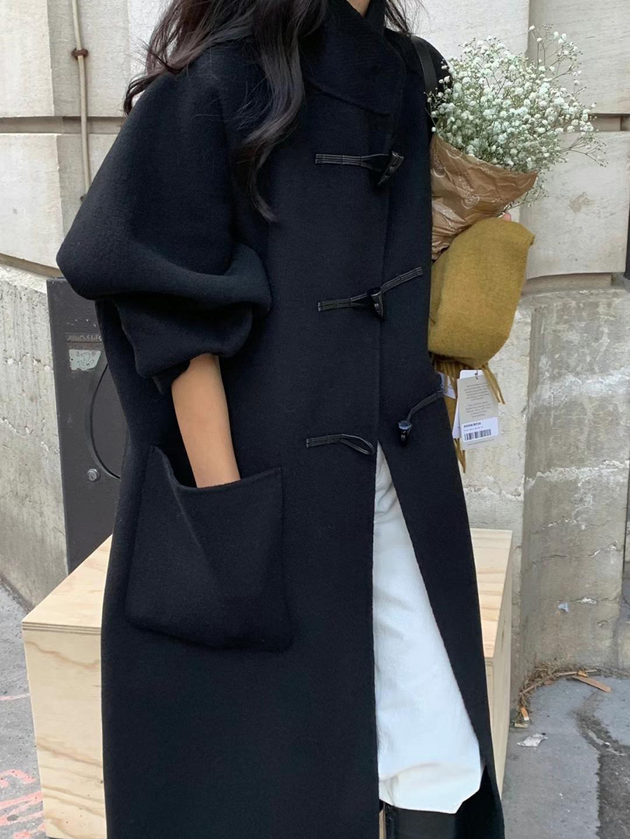 B21.小V家翻領皮織牛角釦羊毛手工大衣