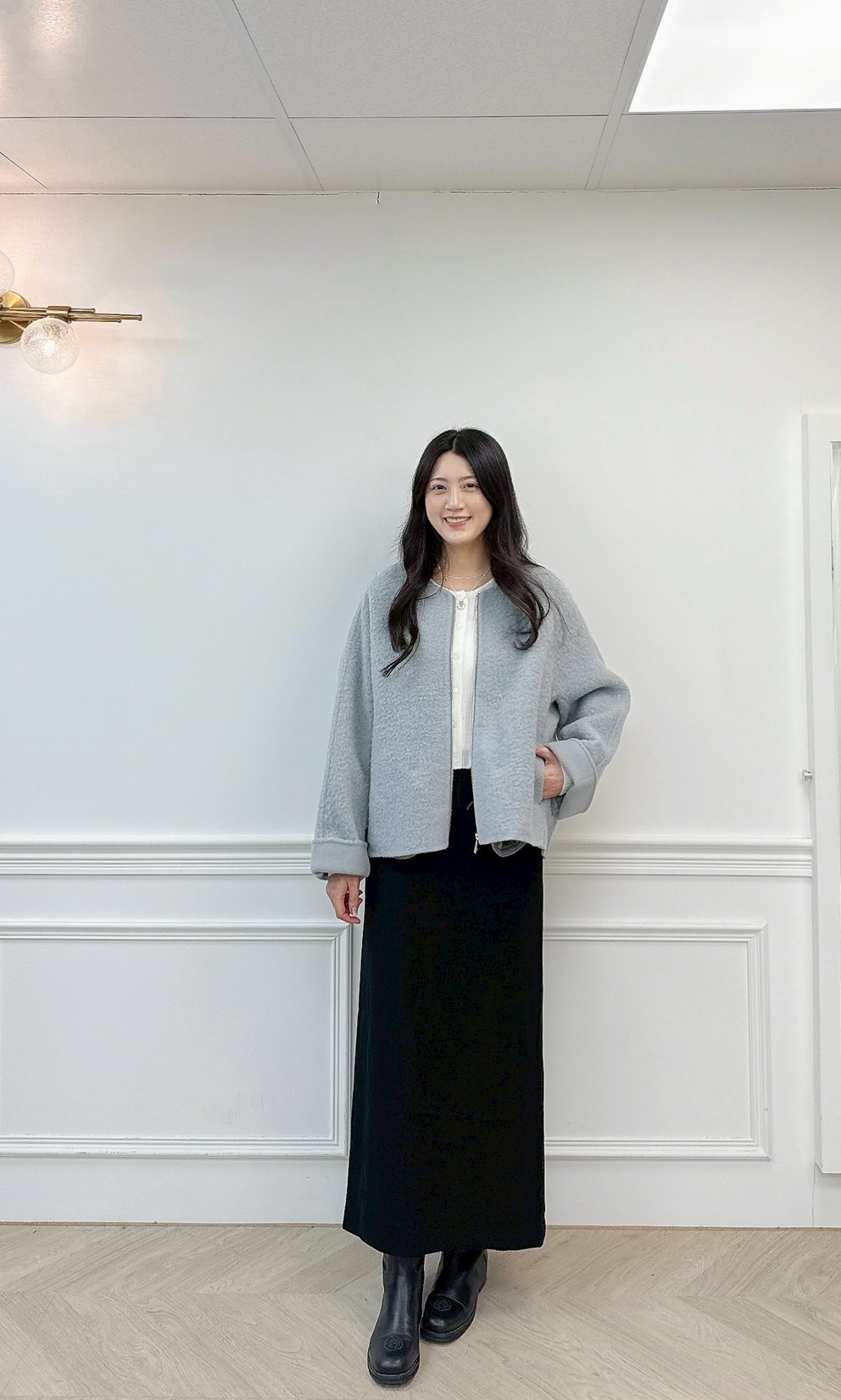 C02.圓領反摺袖100%WOOL手工大衣