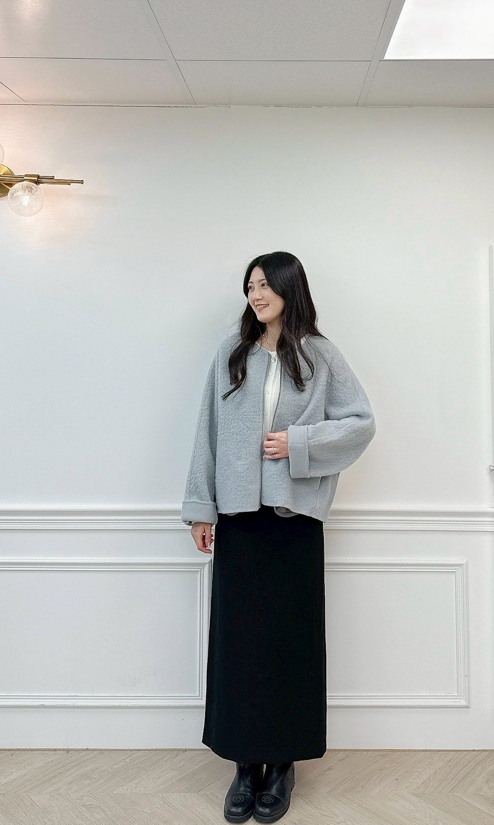 C02.圓領反摺袖100%WOOL手工大衣
