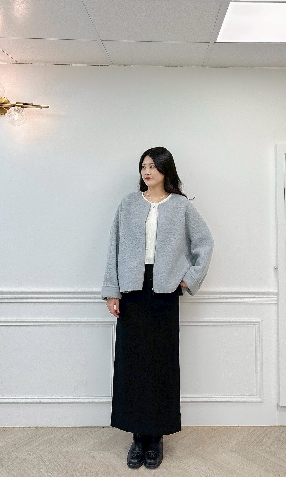 C02.圓領反摺袖100%WOOL手工大衣