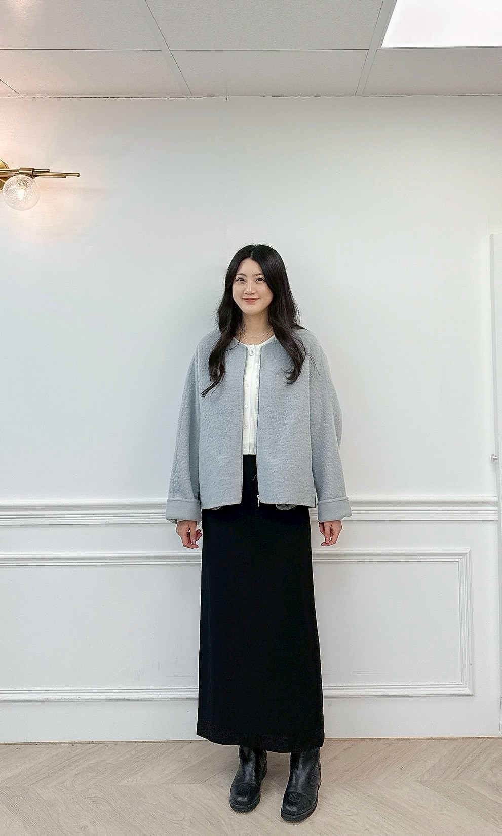 C02.圓領反摺袖100%WOOL手工大衣