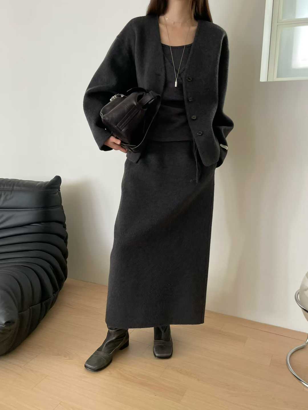 俐落80%WOOL手工短大衣