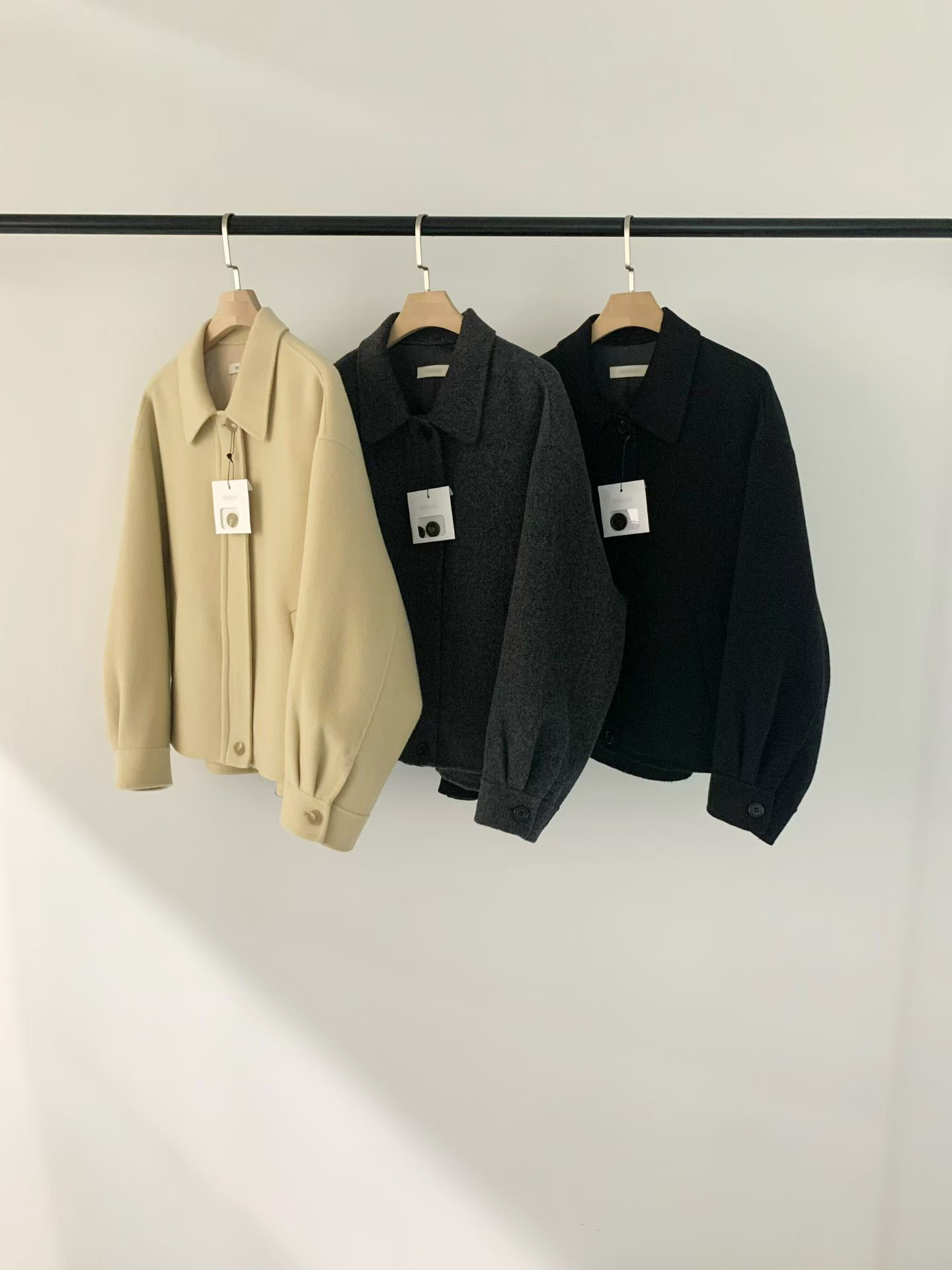 B49.清爽家10%CASHMERE蓬袖手工短大衣