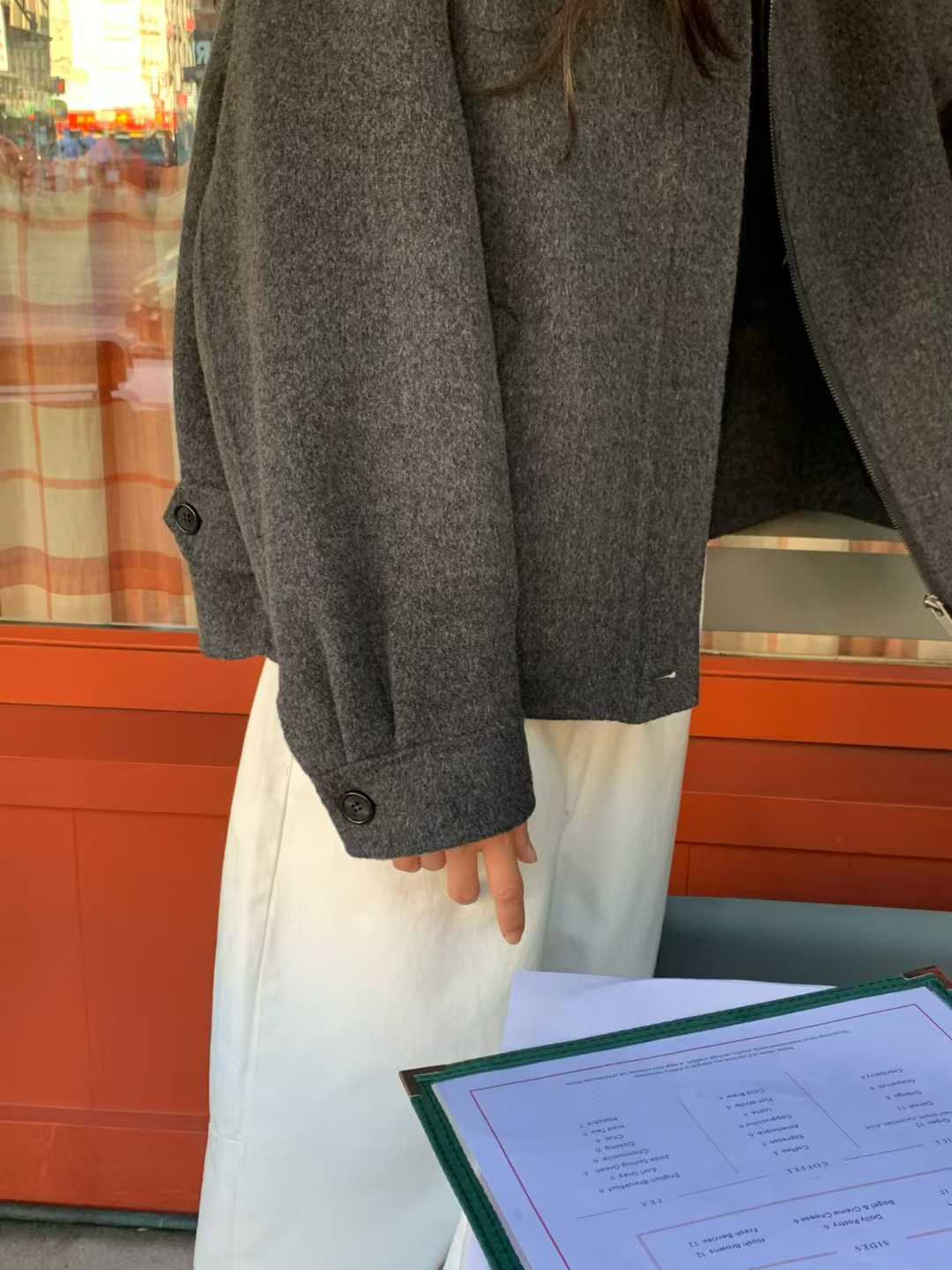 B48.清爽家100%WOOL蓬袖手工短大衣