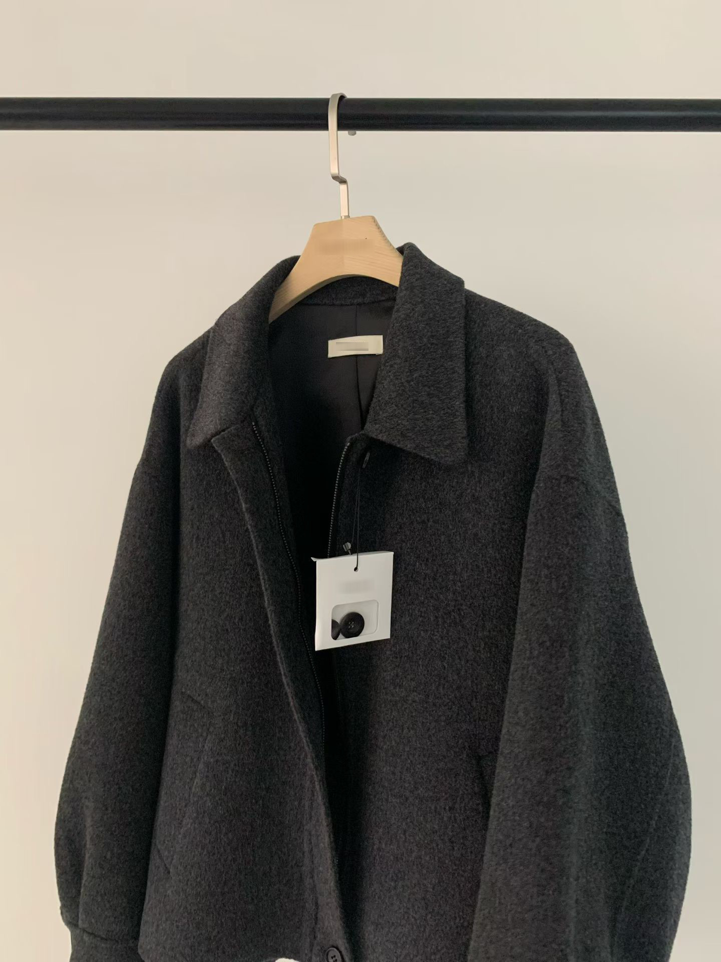 B48.清爽家100%WOOL蓬袖手工短大衣