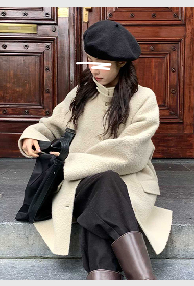 B20.小V家BABYALPACA領造型中長手工大衣