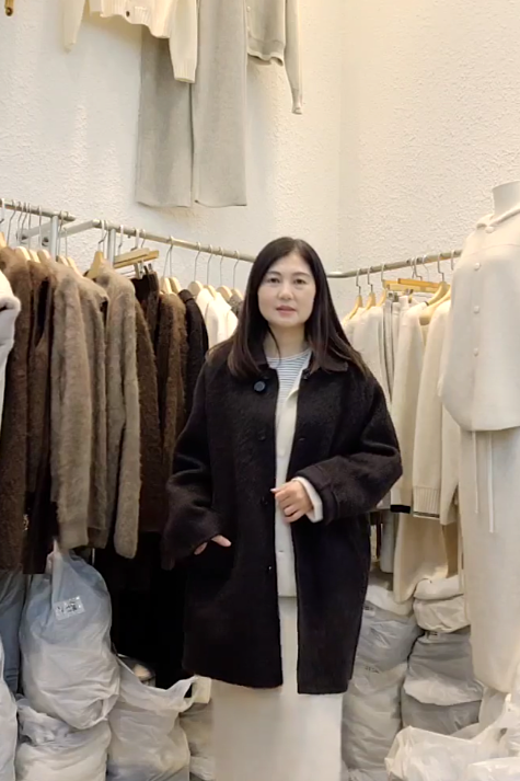 B51.星星家溫暖駝羊毛質感翻領大衣