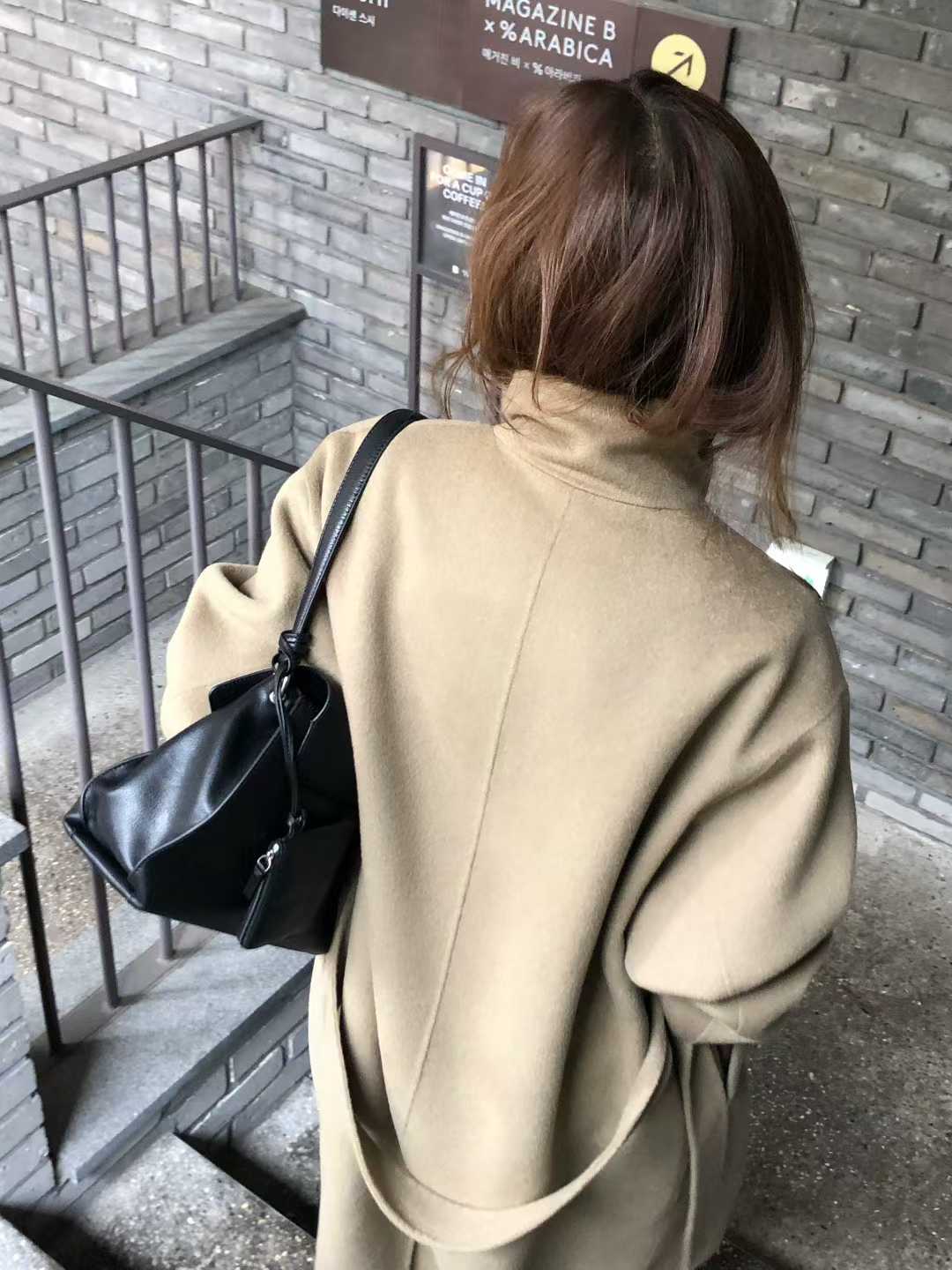 B64.大V家90%WOOL立領長版手工外套