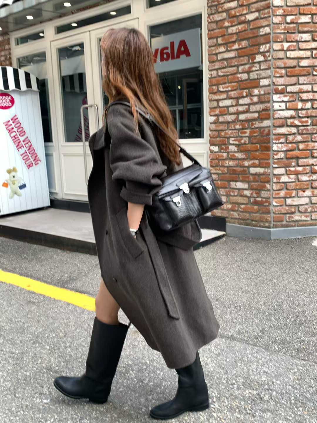 B64.大V家90%WOOL立領長版手工外套