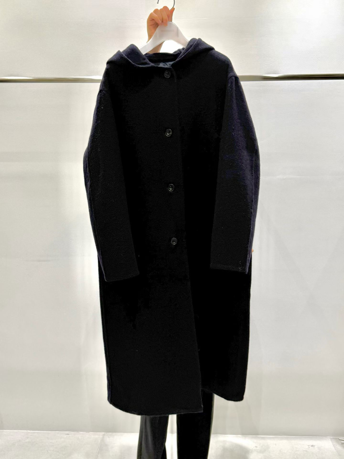 B89.質感家暖意連帽單排釦長版手工大衣