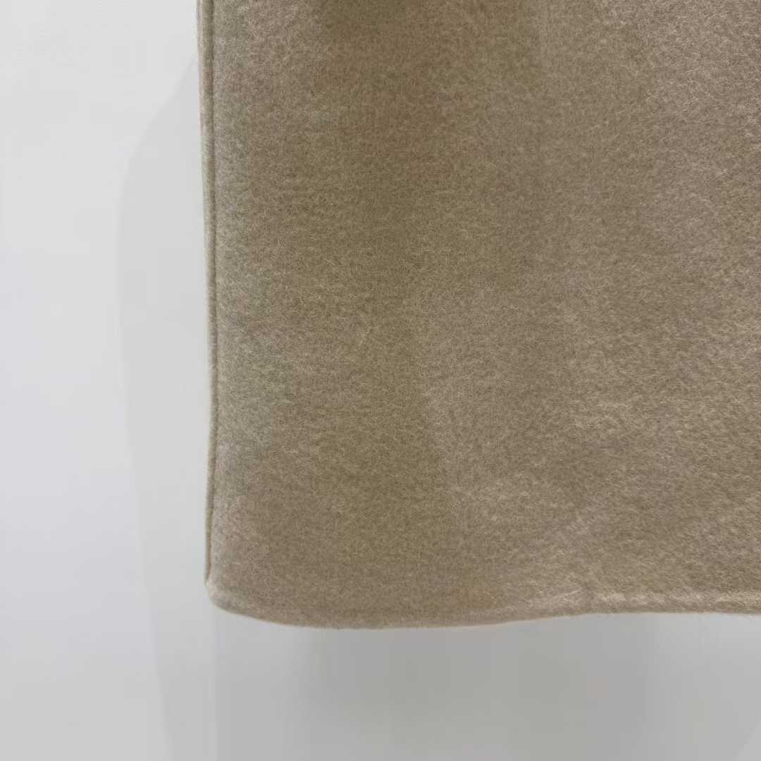 B89.質感家暖意連帽單排釦長版手工大衣