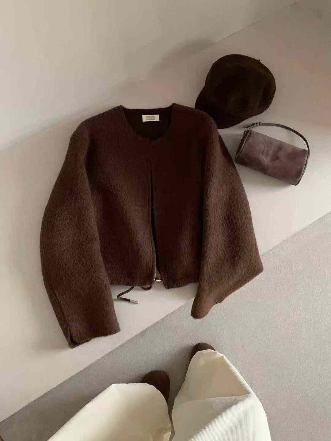 B105.可可家法式甜美蓬袖短外套